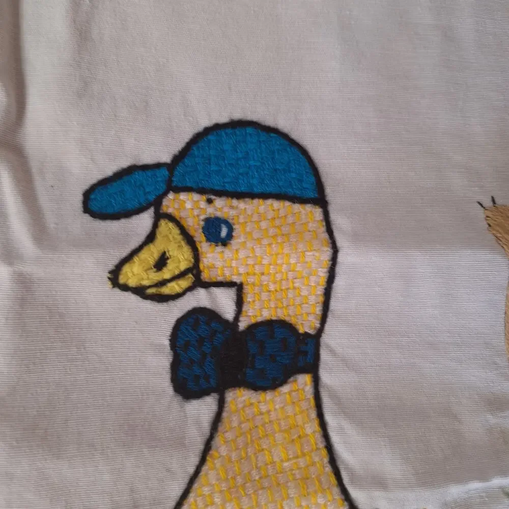 Vintage hand embroidered standard pillow case set of 2 vintage duck bedding